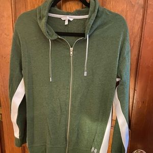 Green VS hoodie